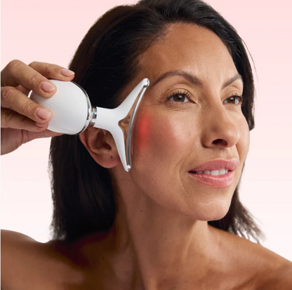 Luxera Pro – 7-in-1 LED Gesichtsstraffer